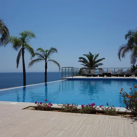 Infinity Blue ヴィラ Koróni