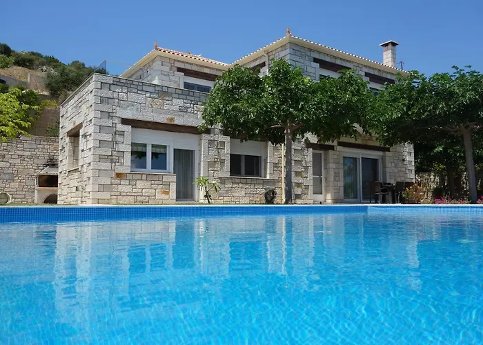 Villa Infinity Blue