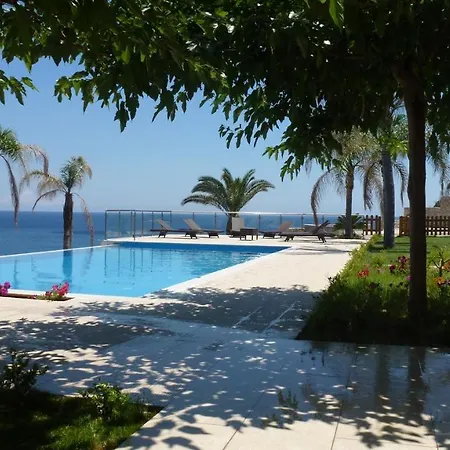 Villa Infinity Blue *