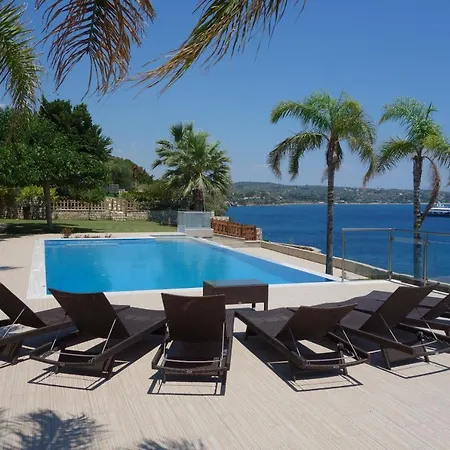 Infinity Blue Villa *