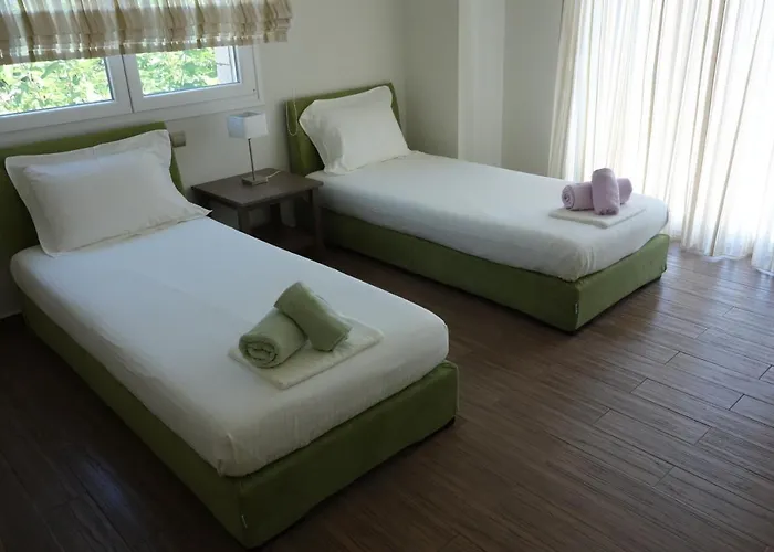 Infinity Blue Koróni