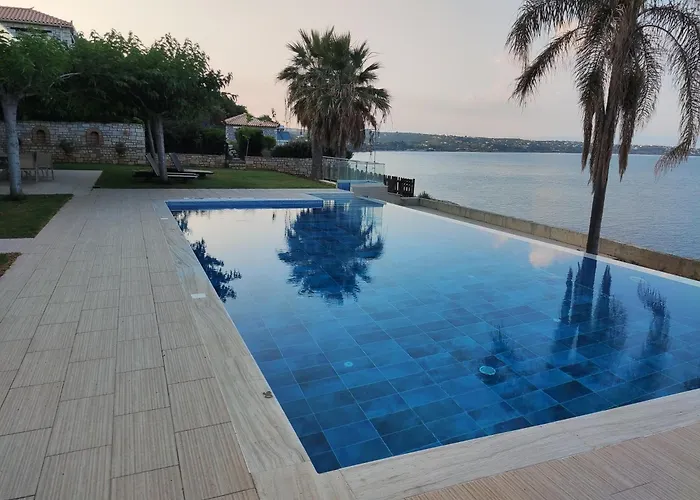 Infinity Blue Koróni